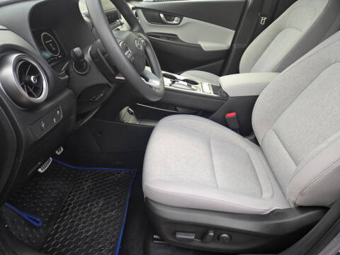 2023 Hyundai Kona Electric SE