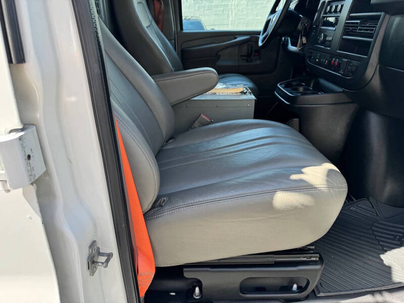 2015 Chevrolet Express 2500