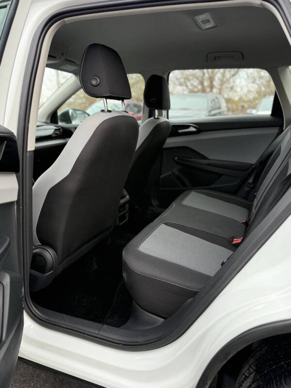 2024 Volkswagen Taos S