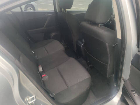 2013 Mazda MAZDA3 i Sport