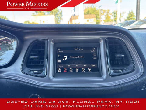 2023 Dodge Challenger SXT