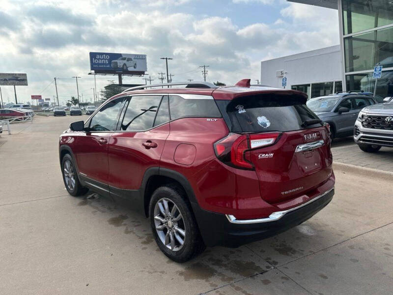 2022 GMC Terrain SLT