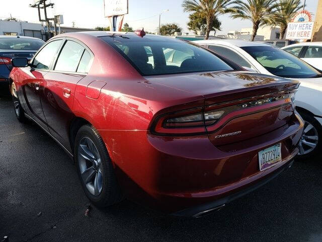 2017 Dodge Charger SXT