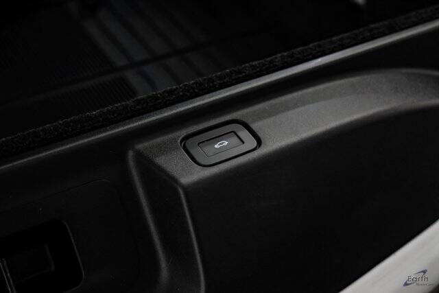 2024 Land Rover Range Rover P400 SE