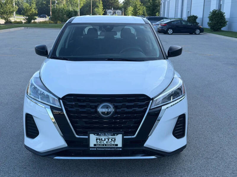 2022 Nissan Kicks S