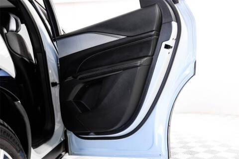 2024 Cadillac LYRIQ Tech