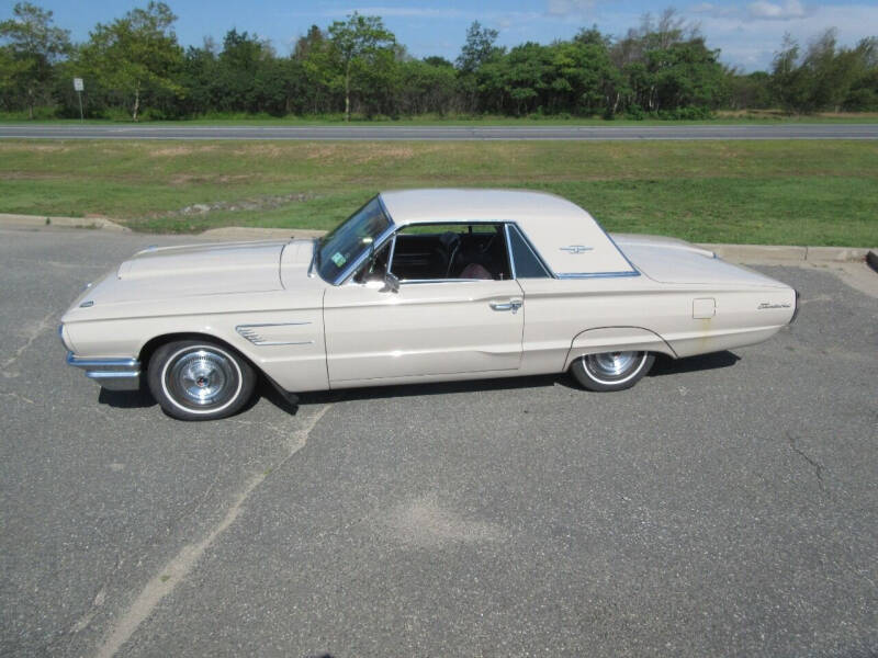 1965 Ford Thunderbird