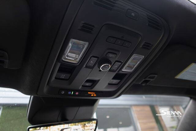 2023 Cadillac Escalade ESV Sport Platinum