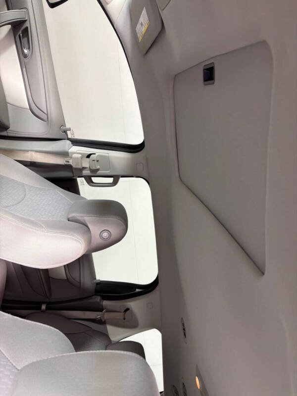 2016 GMC Acadia SLE-2