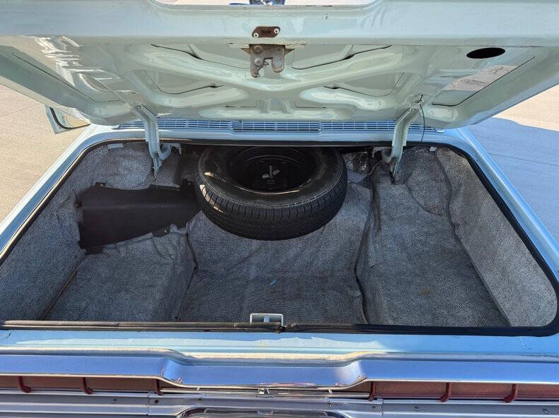 1966 Ford Thunderbird