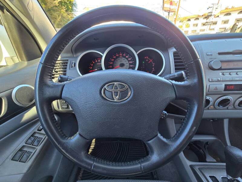 2005 Toyota Tacoma PreRunner V6