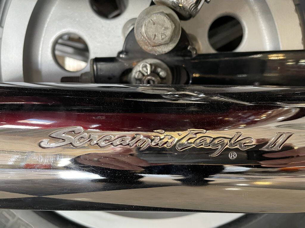 2001 Harley-Davidson® XL883C - Sportster® Custo 21