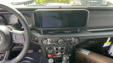 2025 Jeep Wrangler Rubicon X