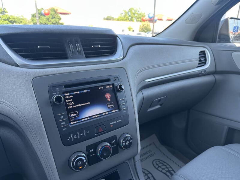 2017 Chevrolet Traverse LS