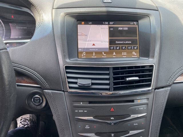 2019 Lincoln MKT Reserve