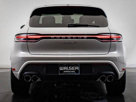 2025 Porsche Macan S