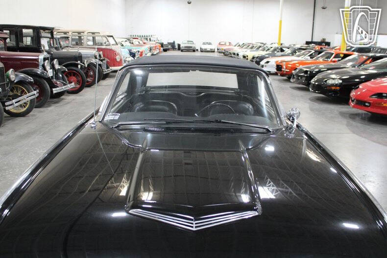 1962 Ford Thunderbird