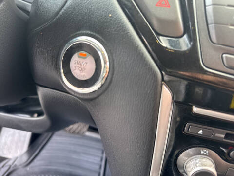 2019 Nissan Pathfinder SV