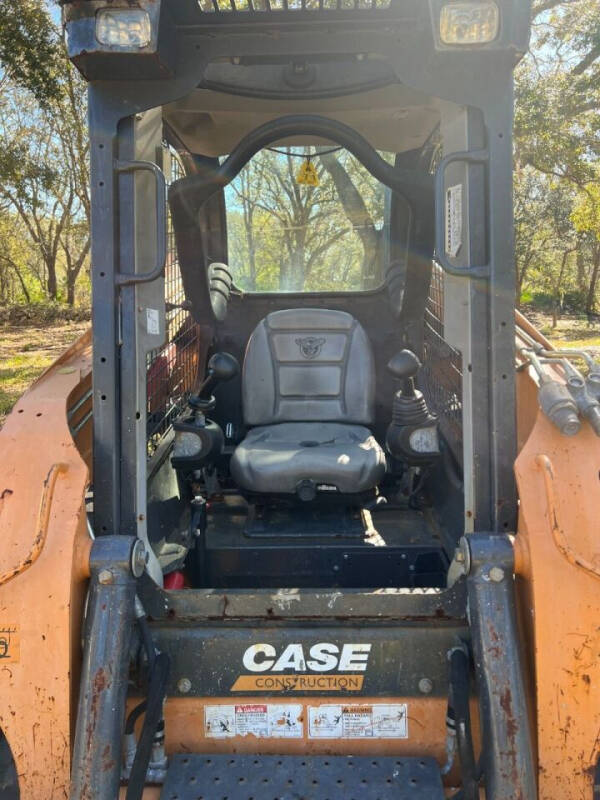 2018 Case IH  TR270 COMPACT TRACT LOADER