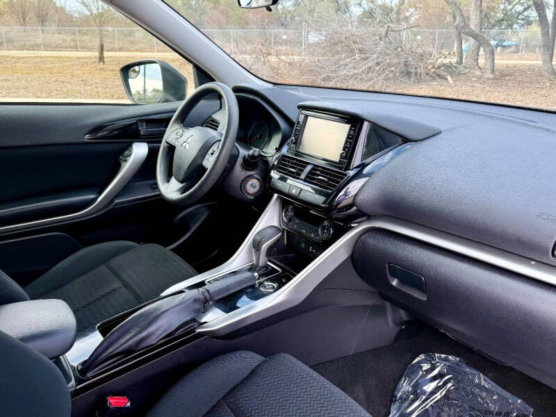 2024 Mitsubishi Eclipse Cross ES - Photo 14