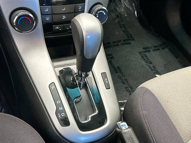 2012 Chevrolet Cruze LS