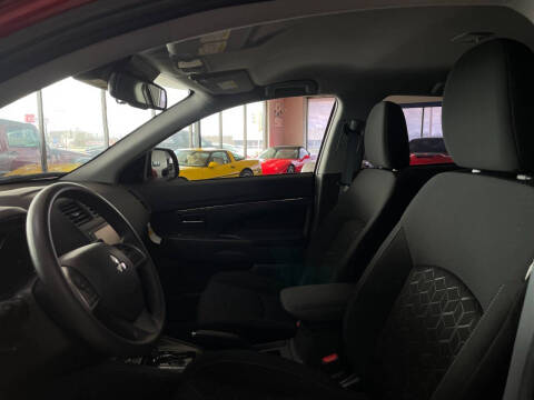 2024 Mitsubishi Outlander Sport ES