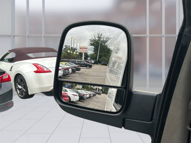 2023 GMC Savana 2500