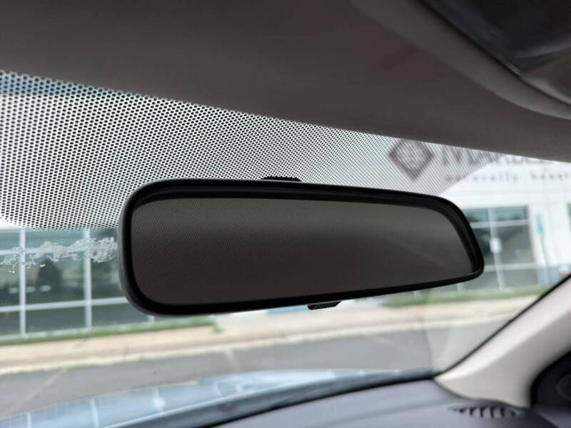 2016 Mitsubishi Outlander ES
