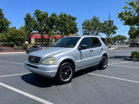 2000 Mercedes-Benz M-Class for sale at C&C Wholesale in Modesto CA