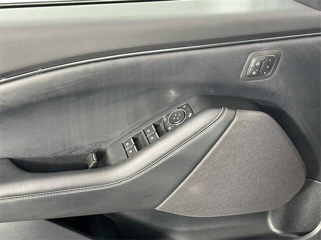 2022 Ford Mustang Mach-E California Route 1