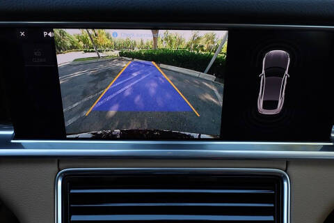 2018 Porsche Panamera 4 Executive