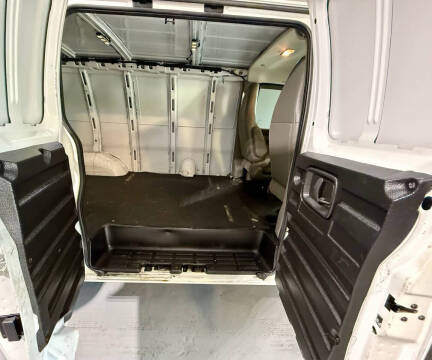 2019 Chevrolet Express 2500