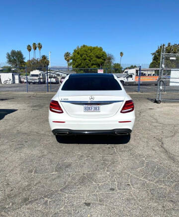 2018 Mercedes-Benz E-Class E 300