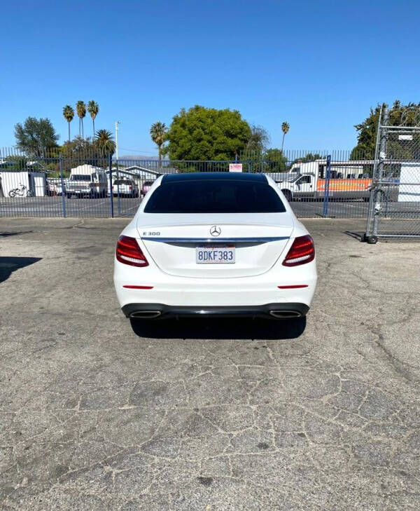 2018 Mercedes-Benz E-Class E 300