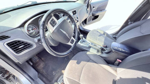 2013 Chrysler 200 Touring