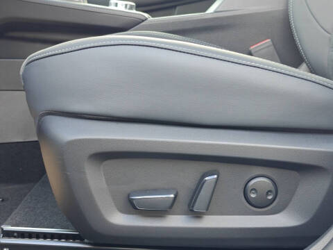 2025 Mitsubishi Outlander PHEV SE