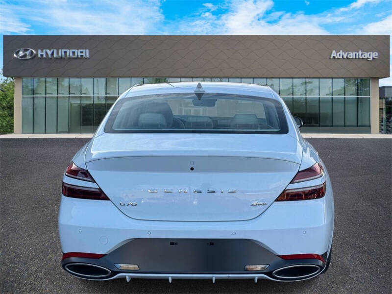 2026 Genesis G70 2.5T Prestige