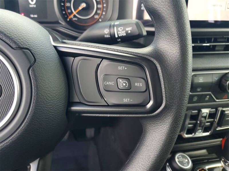 2025 Jeep Gladiator Sport