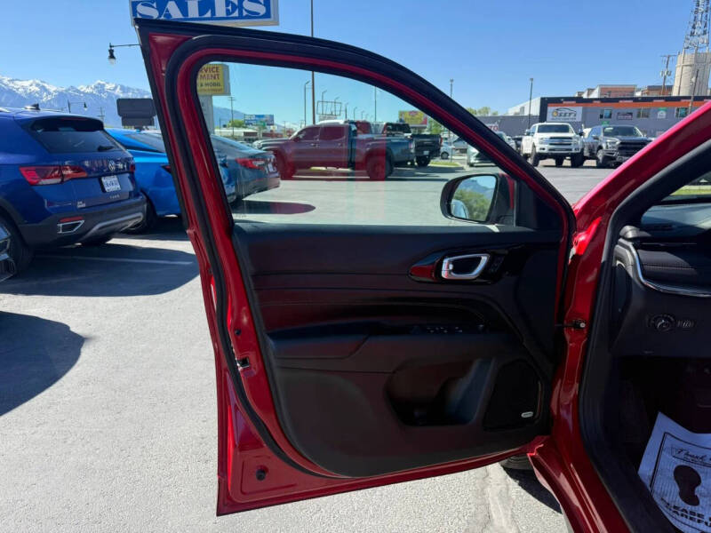 2022 Jeep Compass (Red) Edition