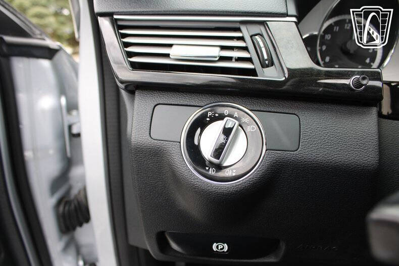2010 Mercedes-Benz E-Class