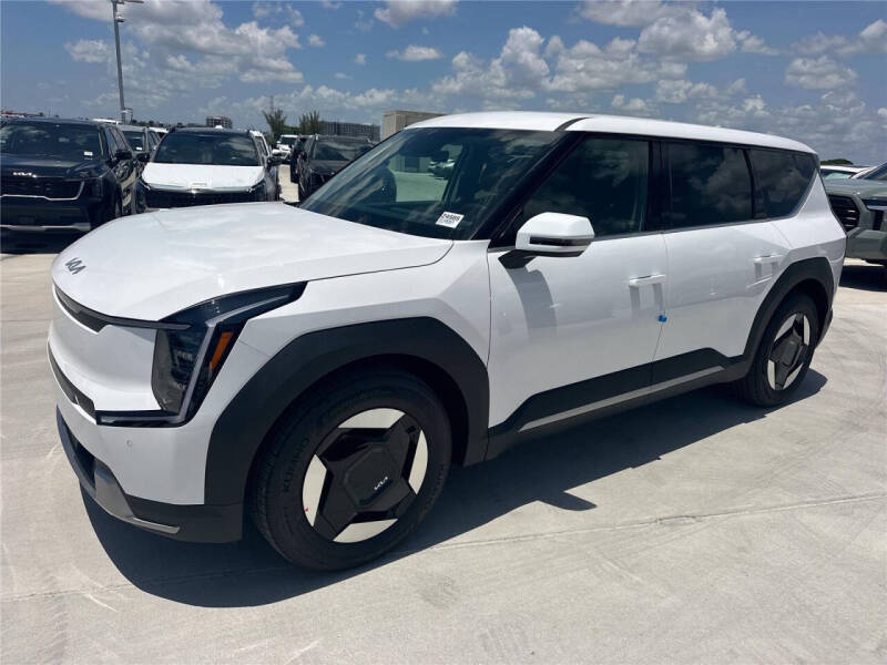 2026 Kia EV9 Light