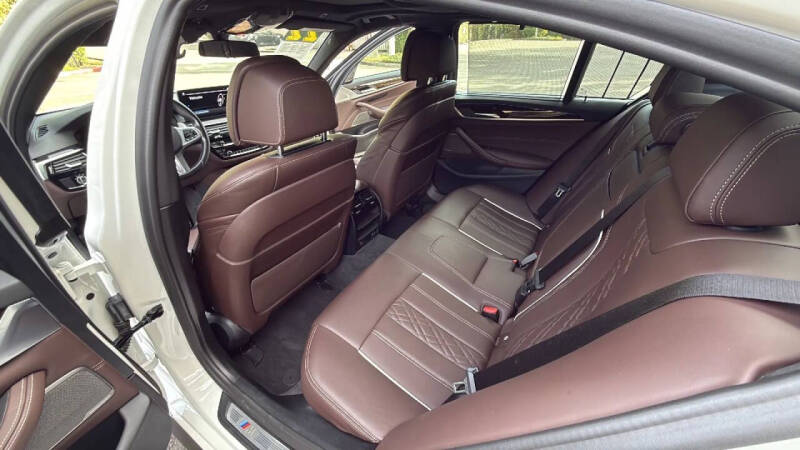 2022 BMW 5 Series 530e xDrive