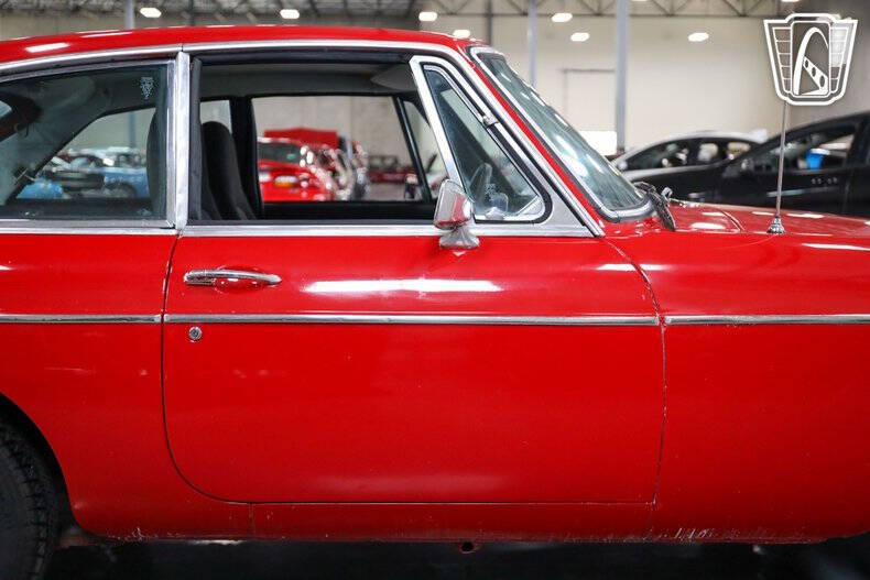 1974 MG B