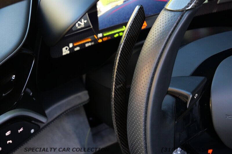 2025 Ferrari 296 GTS