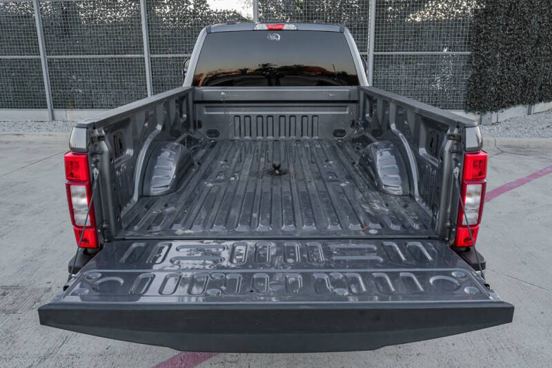 2022 Ford F-350 Super Duty XLT