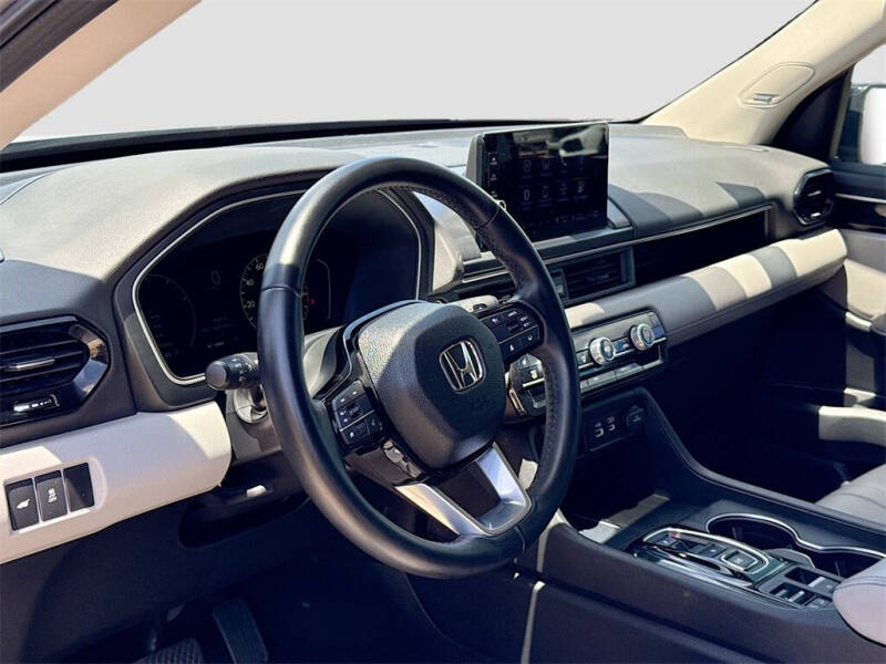 2023 Honda Pilot Touring