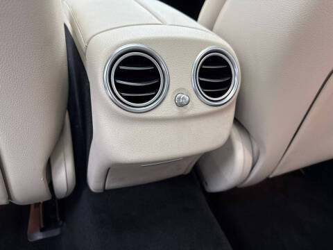 2019 Mercedes-Benz E-Class E 300