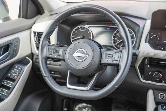 2022 Nissan Rogue SL