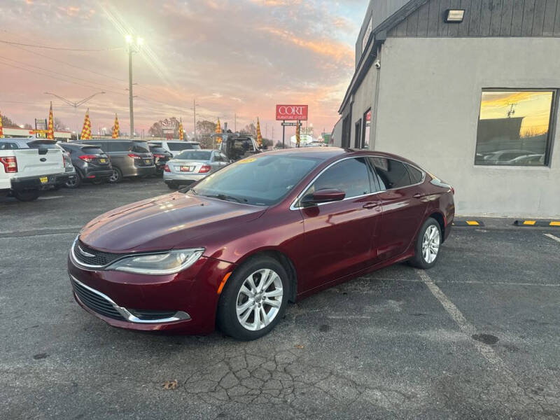 2015 Chrysler 200 Limited's photo