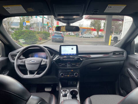 2023 Ford Escape ST-Line